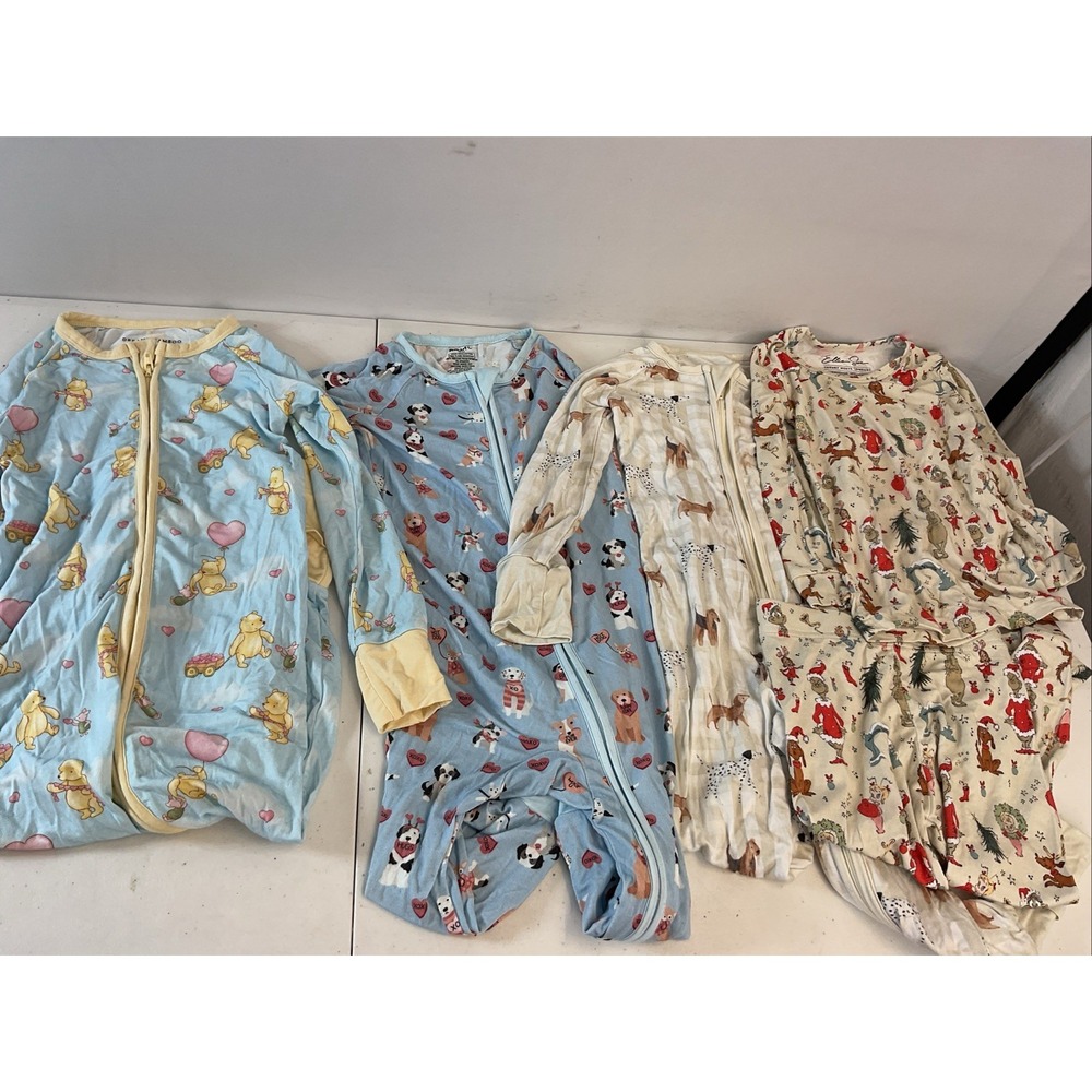 Boy/Girl Bamboo zippy sleeper 4PC LOT Dogs, Grinch, pooh Ellie sue 18-24mos zip